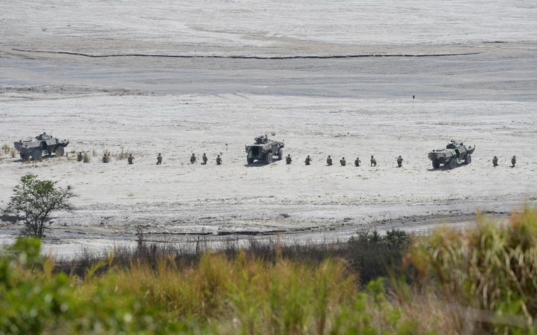 210823_PH_US_defense_inside.jpg