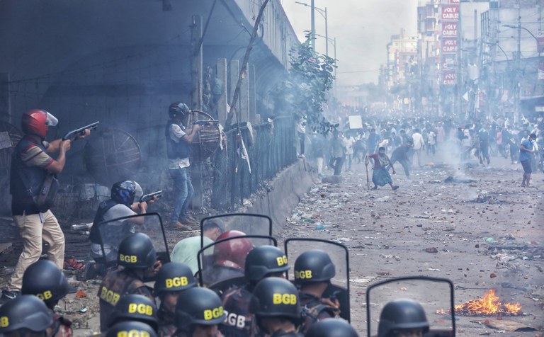 hasina2.jpeg hasina2.jpeg