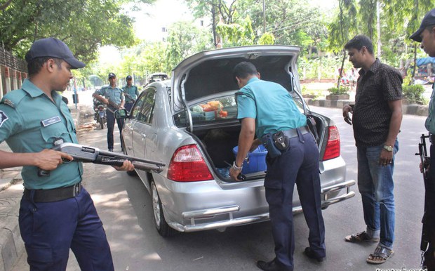Police-operation620.jpg Police-operation620.jpg
