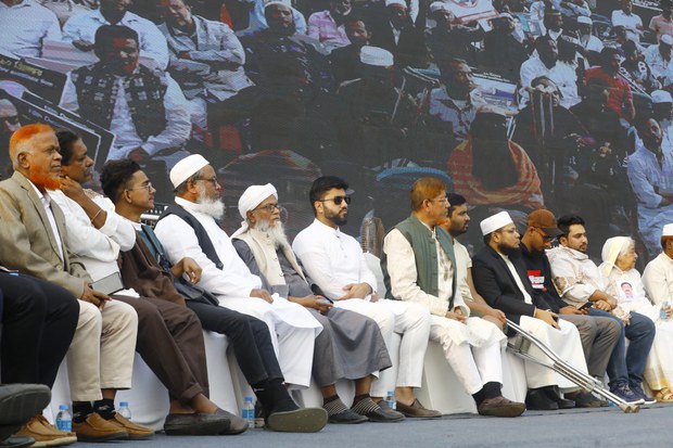 রাজনৈতিক পটপরিবর্তনের পর দূরত্ব বাড়ছে বিএনপি-জামায়াতের রাজনৈতিক পটপরিবর্তনের পর দূরত্ব বাড়ছে বিএনপি-জামায়াতের