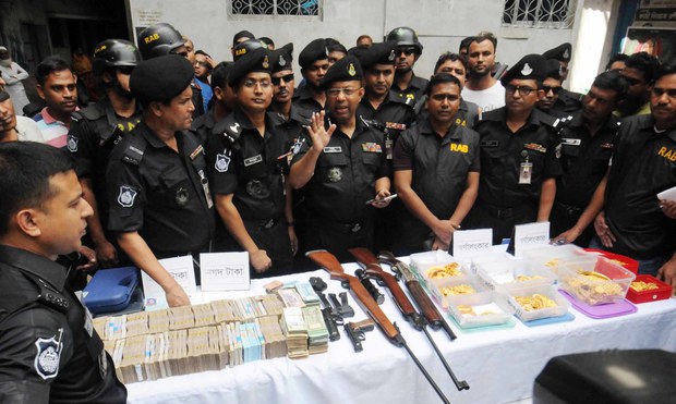 বৈধ অস্ত্রের অবৈধ ব্যবহার বন্ধে সরকারের নির্দেশ বৈধ অস্ত্রের অবৈধ ব্যবহার বন্ধে সরকারের নির্দেশ