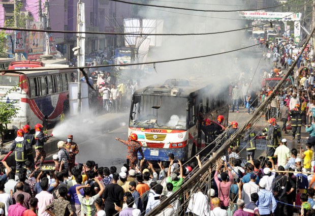 201112_BD_Buses_Fire_Dhaka_1000.jpg 201112_BD_Buses_Fire_Dhaka_1000.jpg