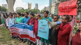ডিজিটাল নিরাপত্তা আইন: নারী সাংবাদিকের বিরুদ্ধে পীরের পক্ষে মামলা, আইনটি বাতিলের দাবিতে গণমাধ্যমকর্মীদের মানববন্ধন