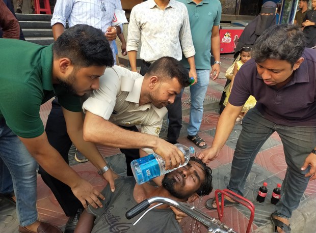 বাংলাদেশের ইতিহাসে এপ্রিলে দীর্ঘতম তাপপ্রবাহ বাংলাদেশের ইতিহাসে এপ্রিলে দীর্ঘতম তাপপ্রবাহ