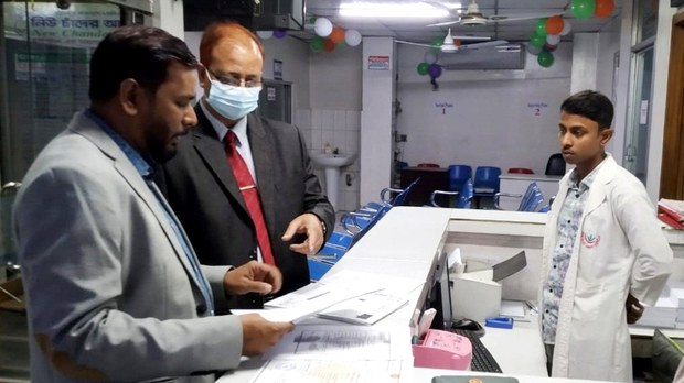 অনুমোদনহীন ও নিম্নমানের ৭০০’র বেশি হাসপাতাল-ক্লিনিক বন্ধ অনুমোদনহীন ও নিম্নমানের ৭০০’র বেশি হাসপাতাল-ক্লিনিক বন্ধ