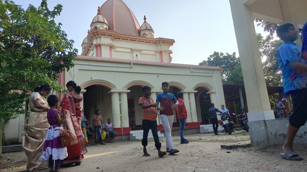 সাতক্ষীরার কালী মন্দিরে মোদির দেওয়া স্বর্ণমুকুট চুরি সাতক্ষীরার কালী মন্দিরে মোদির দেওয়া স্বর্ণমুকুট চুরি