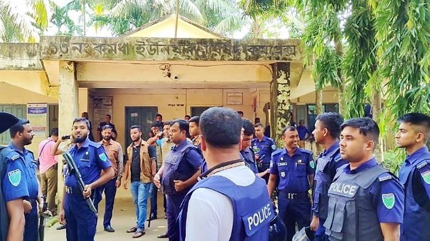 তিন দিনে মৌলভীবাজারে গ্রেপ্তার ২৭ সন্দেহভাজন জঙ্গি তিন দিনে মৌলভীবাজারে গ্রেপ্তার ২৭ সন্দেহভাজন জঙ্গি
