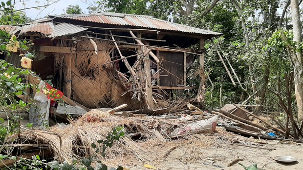 ফেসবুকে ধর্ম অবমাননার অভিযোগে বাগেরহাটে হিন্দু যুবক গ্রেপ্তার ফেসবুকে ধর্ম অবমাননার অভিযোগে বাগেরহাটে হিন্দু যুবক গ্রেপ্তার