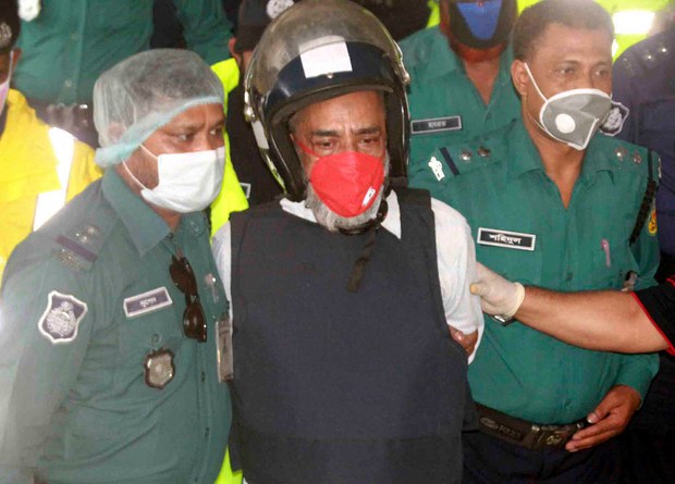 020408_ABDUL_MAJED_SEEKS_MERCY_1000.jpg 020408_ABDUL_MAJED_SEEKS_MERCY_1000.jpg