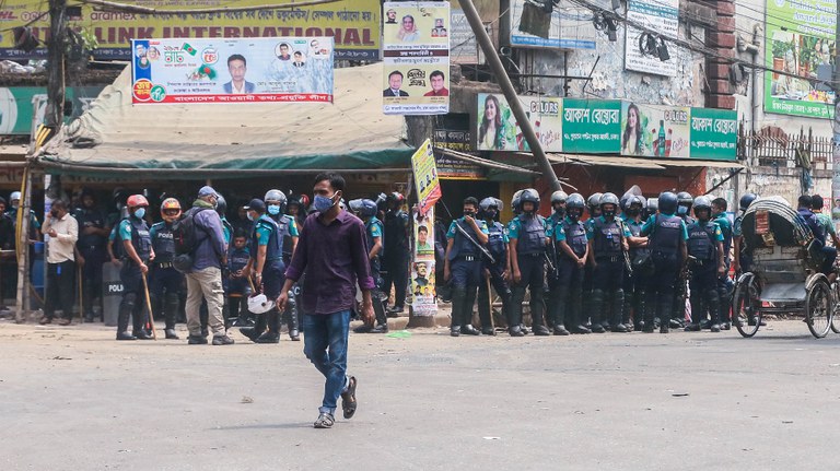 police2.jpg police2.jpg