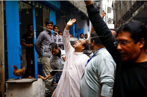আদালতের অনুমতি ছাড়াই সাজাপ্রাপ্ত এমপি হাজী সেলিম বিদেশে
