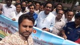 দুধ দিয়ে গোসল করে রাজনীতিকে বিদায় বললেন পদবঞ্চিত ছাত্রলীগ নেতা
