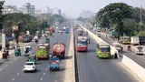 টানা অবরোধে রাজধানী কার্যত বিচ্ছিন্ন