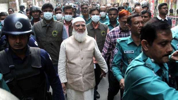 জঙ্গি সংশ্লিষ্টতার অভিযোগে জামায়াতের আমির গ্রেপ্তার জঙ্গি সংশ্লিষ্টতার অভিযোগে জামায়াতের আমির গ্রেপ্তার