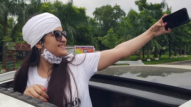 পরীমনিকে তিন দফা রিমান্ড: বিচারকের কাছে ব্যাখ্যা চায় উচ্চ আদালত পরীমনিকে তিন দফা রিমান্ড: বিচারকের কাছে ব্যাখ্যা চায় উচ্চ আদালত
