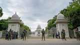 কারফিউ থাকবে, আন্দোলন চালিয়ে যাবে একাংশ