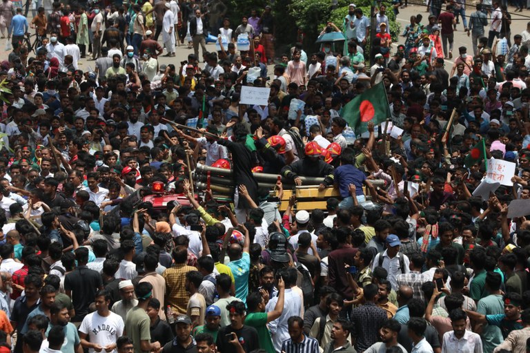 02 jibon.jpeg 02 jibon.jpeg
