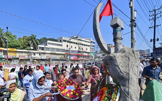 রানা প্লাজা ধসের এক দশক: কর্মপরিবেশের উন্নতি, ক্রেতার ক্রয় অভ্যাসে অবনতি রানা প্লাজা ধসের এক দশক: কর্মপরিবেশের উন্নতি, ক্রেতার ক্রয় অভ্যাসে অবনতি
