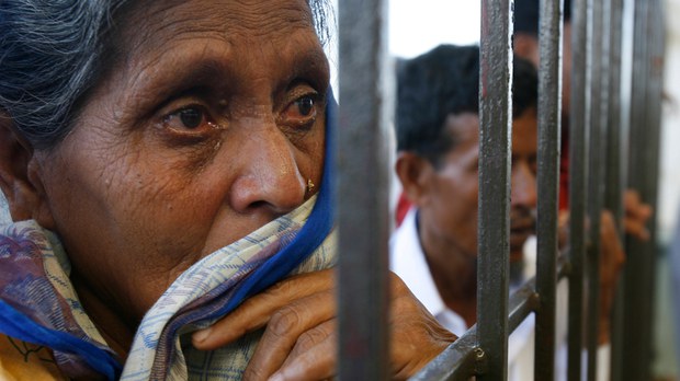 মধ্যপ্রাচ্যে ৮০ তরুণী পাচারে জড়িত চক্রের তিন সদস্য রিমান্ডে মধ্যপ্রাচ্যে ৮০ তরুণী পাচারে জড়িত চক্রের তিন সদস্য রিমান্ডে