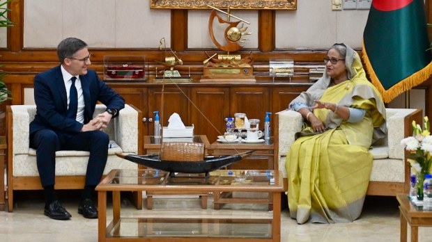 বাংলাদেশের সাথে রাজনৈতিক, নিরাপত্তা ও অর্থনৈতিক সম্পর্ক বাড়াতে চায় যুক্তরাষ্ট্র বাংলাদেশের সাথে রাজনৈতিক, নিরাপত্তা ও অর্থনৈতিক সম্পর্ক বাড়াতে চায় যুক্তরাষ্ট্র