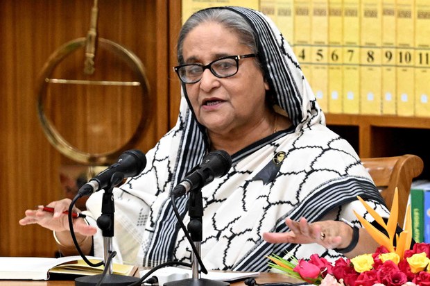 ইউনূসের বিরুদ্ধে মামলার নথিপত্র দেখতে আন্তর্জাতিক বিশেষজ্ঞ পাঠান: শেখ হাসিনা ইউনূসের বিরুদ্ধে মামলার নথিপত্র দেখতে আন্তর্জাতিক বিশেষজ্ঞ পাঠান: শেখ হাসিনা