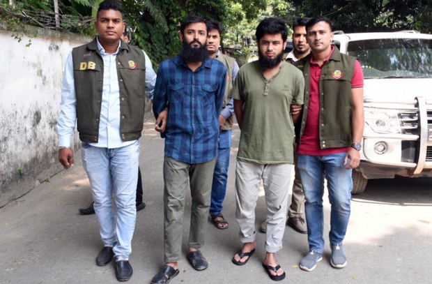 ঢাকায় পুলিশের ওপর হামলার  ঘটনায় দুই জন  আটক