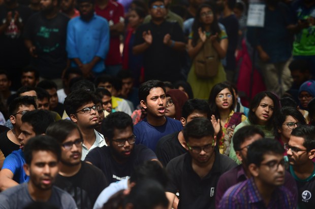 শিক্ষাপ্রতিষ্ঠান ও ছাত্রাবাসে তল্লাশি  করা হবে: শেখ হাসিনা