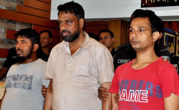 মানবপাচারকারী চক্রের তিন সদস্যকে আটক করেছে র‌্যাব