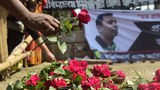 ঢাকায় বিজ্ঞানমনস্ক লেখক অভিজিৎ রায়ের স্মৃতির উদ্দেশ্যে বাংলাদেশের সংস্কৃতিকর্মীদের শ্রদ্ধা নিবেদন।