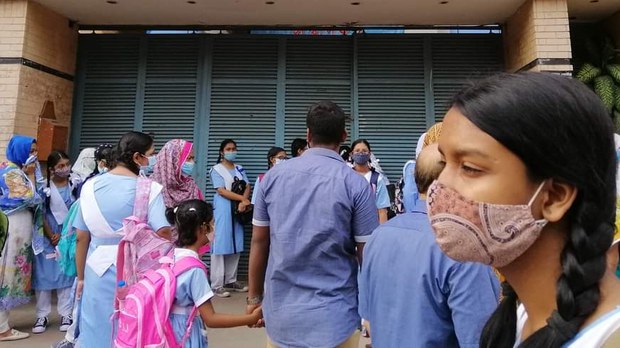 নভেম্বর থেকে স্কুল শিক্ষার্থীদের করোনার টিকাদান শুরু নভেম্বর থেকে স্কুল শিক্ষার্থীদের করোনার টিকাদান শুরু
