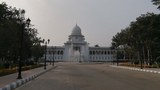 বাংলাদেশ সুপ্রিম কোর্ট ভবন।