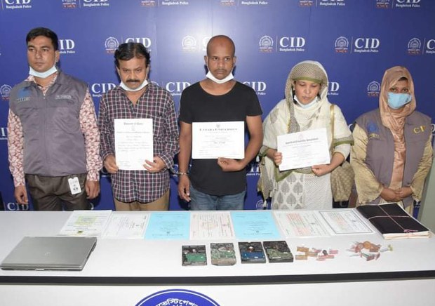 201005_Bangladeshi_Abductors_620.jpeg 201005_Bangladeshi_Abductors_620.jpeg