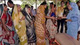 শাল্লা উপজেলা সদরে বন্যায় ক্ষতিগ্রস্তদের মধ্যে ত্রাণ বিতরণ করেন প্রধানমন্ত্রী শেখ হাসিনা।