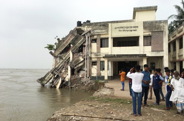 180914_River_erosion_1000.jpg