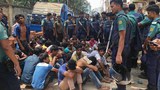 ঢাকা মেট্রোপলিটন পুলিশের হাতে আটক কয়েকজন মাদক ব্যবসায়ী ও মাদক সেবী।