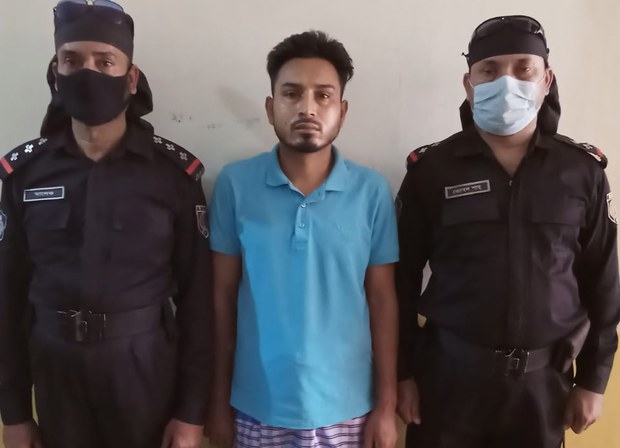 201109_Rohingya_couple_arrested_620.jpg 201109_Rohingya_couple_arrested_620.jpg