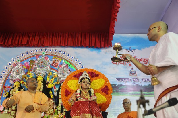 SS02_Puja_03_Mehedi.jpg