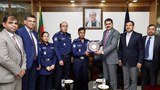 ভারতীয় প্রতিনিধি দলের প্রধান এনআইএ’র মহাপরিদর্শক অনিল শুক্লা ঢাকায় পুলিশ সদর দপ্তরে পুলিশের মহাপরিদর্শক একেএম শহীদুল হকের সঙ্গে সাক্ষাৎ করেন।