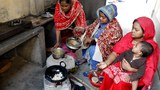 গ্যাস-বিদ্যুতের বাড়তি দামে  সাধারণ মানুষের নাভিশ্বাস