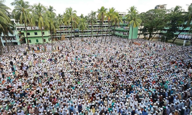 আহমদ শফীর মৃত্যু: হেফাজতে  ইসলামে নেতৃত্বের লড়াই1000
