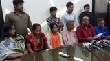 উৎপলকে ফিরে পেতে রাজধানীর ক্রাইম রিপোর্টার্স অ্যাসোসিয়েশন (ক্র্যাব) মিলনায়তনে আয়োজিত সংবাদ সম্মেলনে তাঁর পরিবার ও সহকর্মীরা।