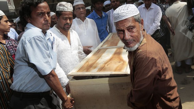 জুলহাজ–তনয় হত্যা: সমকামীদের সামাজিক আন্দোলন সংকুচিত, রায় ঘোষণার প্রস্তুতি জুলহাজ–তনয় হত্যা: সমকামীদের সামাজিক আন্দোলন সংকুচিত, রায় ঘোষণার প্রস্তুতি