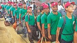 হযরত শাহজালাল আন্তর্জাতিক বিমানবন্দরে বিদেশগামী বাংলাদেশি শ্রমিকরা।
