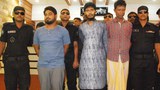 নাশকতার অভিযোগে গ্রেপ্তার বাম থেকে পাইলট সাব্বির এমাম, আসিফুর রহমান ও মো. আলমকে ঢাকার মিডিয়া সেন্টারে গণমাধ্যমের সামনে হাজির করে র‍্যাব। 