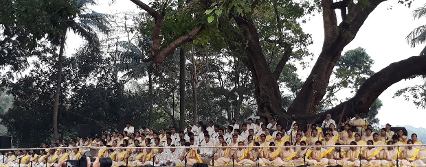 রমনা বটমূলে ছায়ানটের ঐতিহ্যবাহী অনুষ্ঠান। এপ্রিল ১৪, ২০১৭।