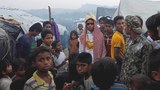 টেকনাফের উনচিপ্রাং শরণার্থী শিবিরে এর রোহিঙ্গা বরযাত্রী।