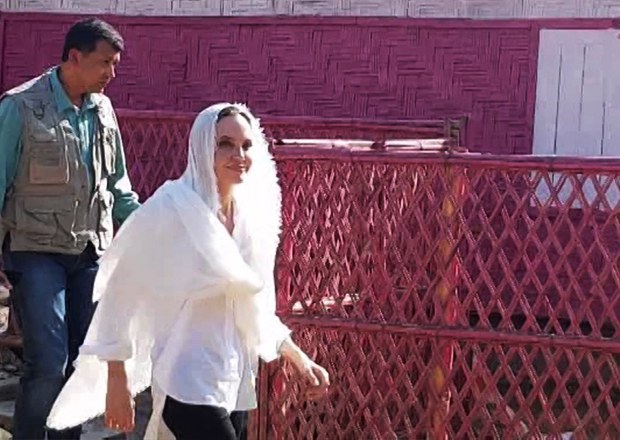 190204_angelina_jolie_620.jpg 190204_angelina_jolie_620.jpg
