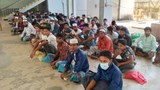 শরণার্থী শিবিরের বাইরে থেকে আটক সাড়ে তিনশ’র বেশি রোহিঙ্গা
