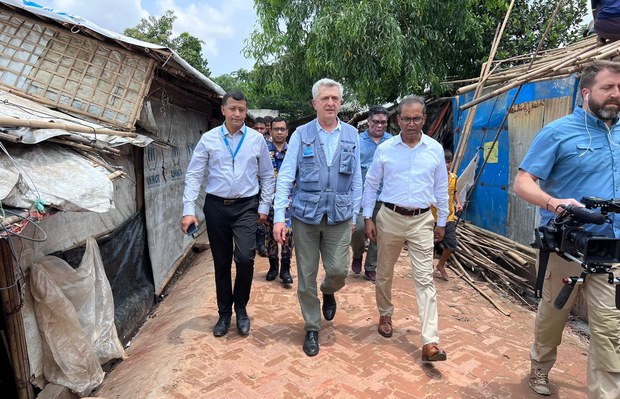 জাতিসংঘের শরণার্থী সংস্থা প্রধান: ইউক্রেন যুদ্ধ রোহিঙ্গা সহায়তা তহবিলে টান ফেলতে পারে জাতিসংঘের শরণার্থী সংস্থা প্রধান: ইউক্রেন যুদ্ধ রোহিঙ্গা সহায়তা তহবিলে টান ফেলতে পারে