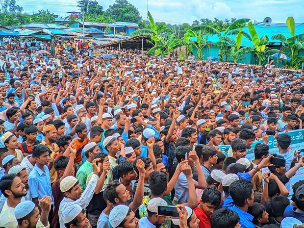 দ্রুত প্রত্যাবাসনসহ ৪ দফা দাবিতে রোহিঙ্গাদের ‘ঘরে ফেরা প্রচার’ দ্রুত প্রত্যাবাসনসহ ৪ দফা দাবিতে রোহিঙ্গাদের ‘ঘরে ফেরা প্রচার’